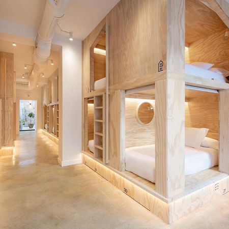 Colo Colo Hostel Valencia Eksteriør bilde