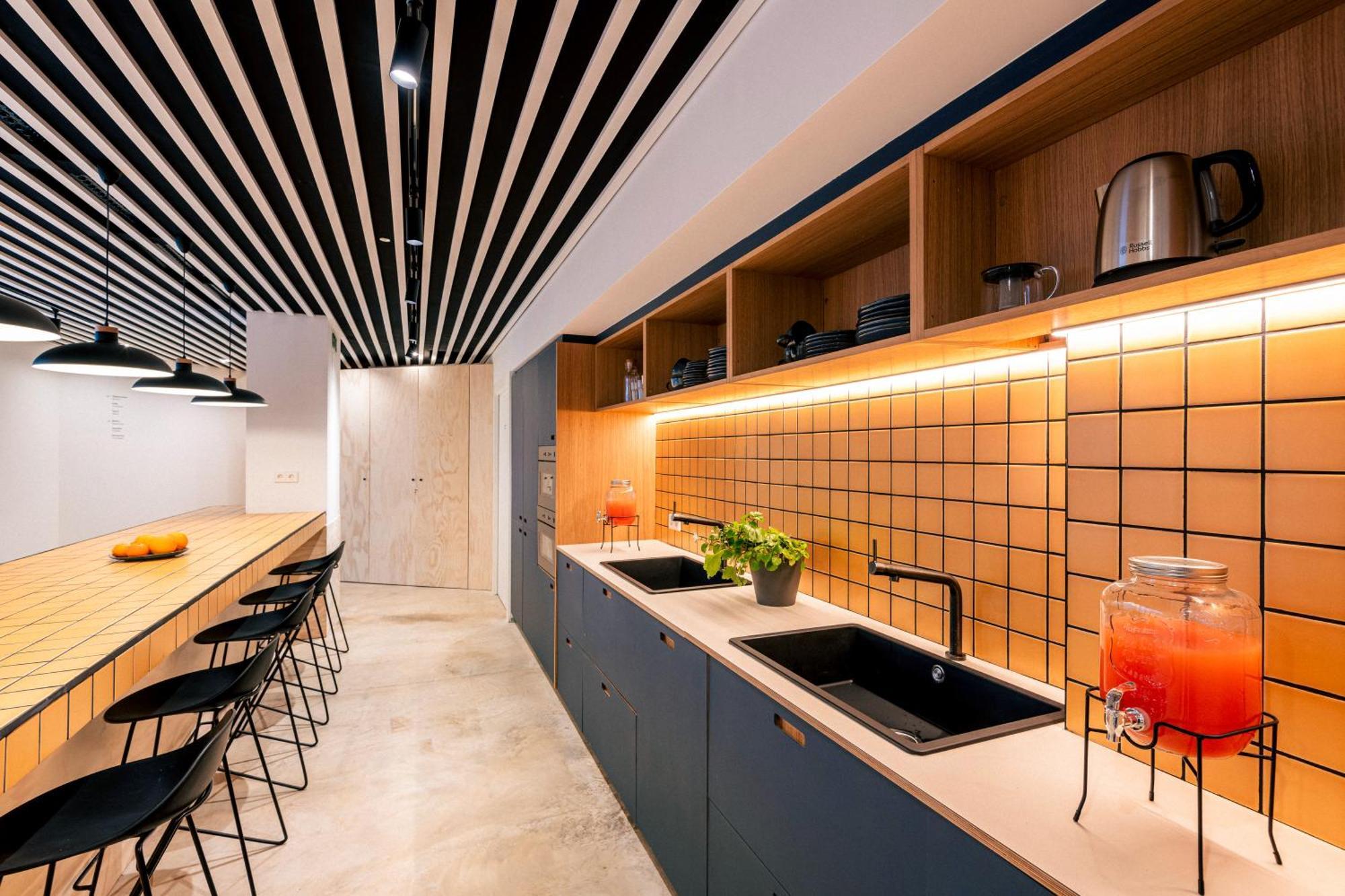 Colo Colo Hostel Valencia Eksteriør bilde