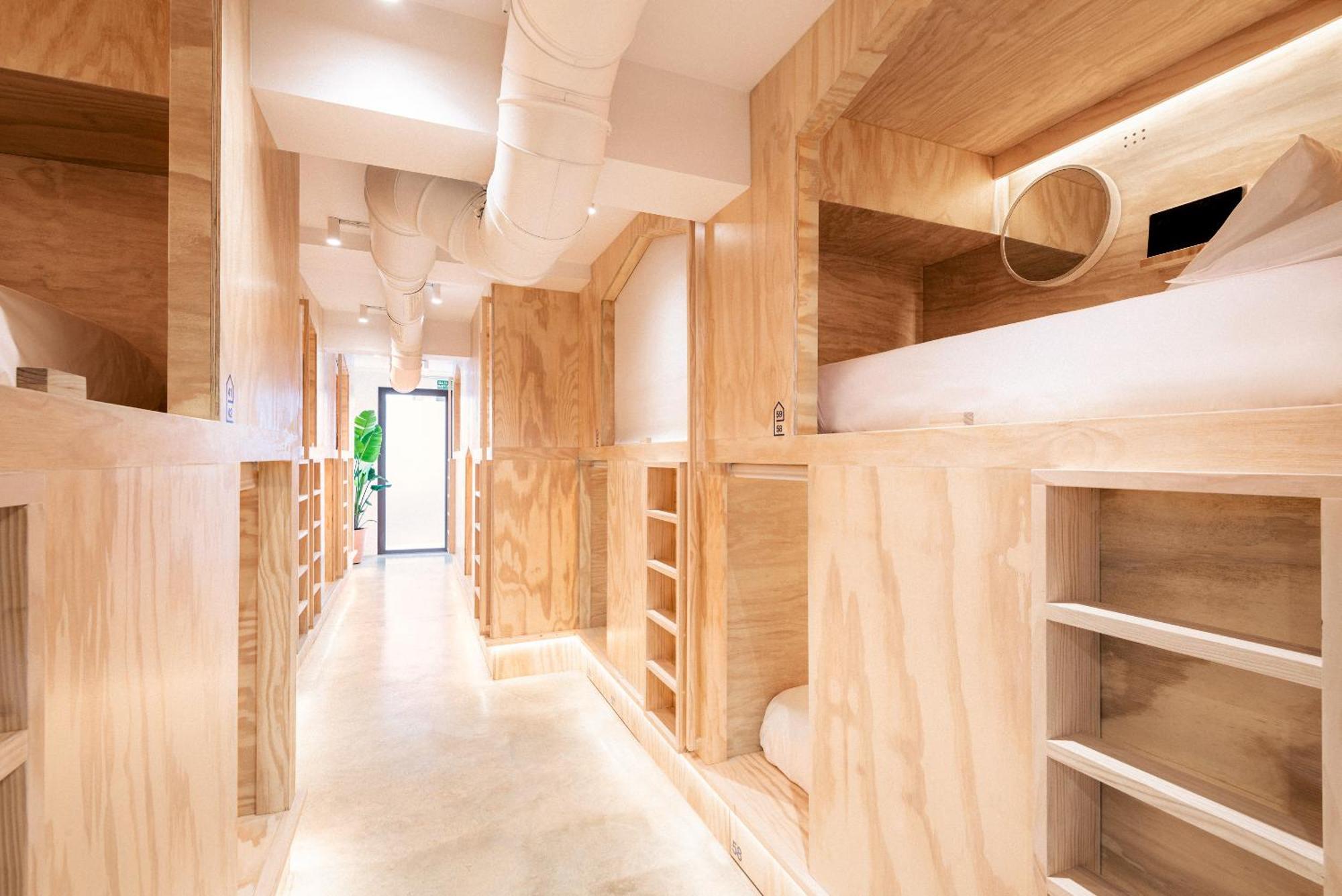 Colo Colo Hostel Valencia Eksteriør bilde